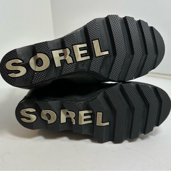 Sorel wedge bootie pink laces/Lexi boot - Picture 3 of 6